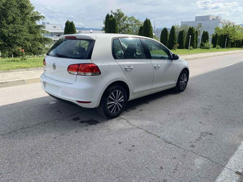 VW Golf Euro 5, снимка 5 - Автомобили и джипове - 50405173