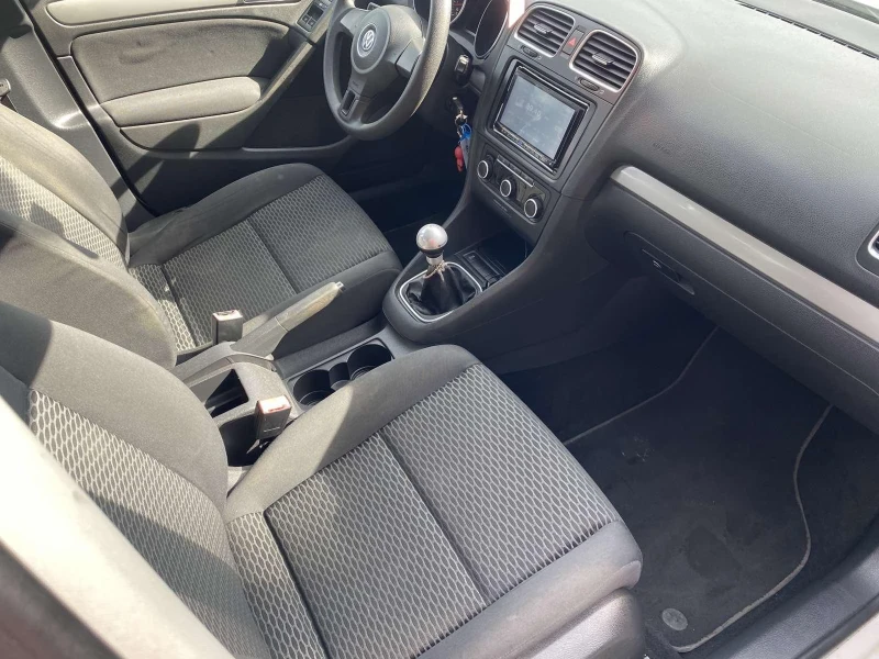VW Golf Euro 5, снимка 9 - Автомобили и джипове - 50405173