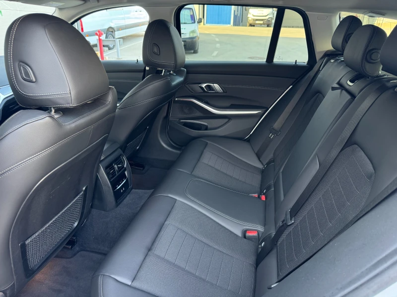 BMW 320 xDrive 20d, снимка 9 - Автомобили и джипове - 51810632