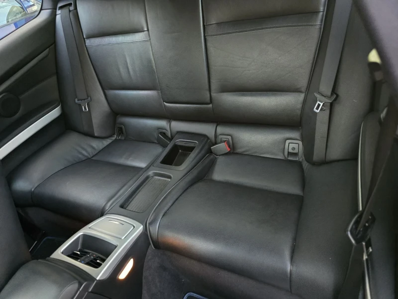 BMW 320, снимка 13 - Автомобили и джипове - 52447645