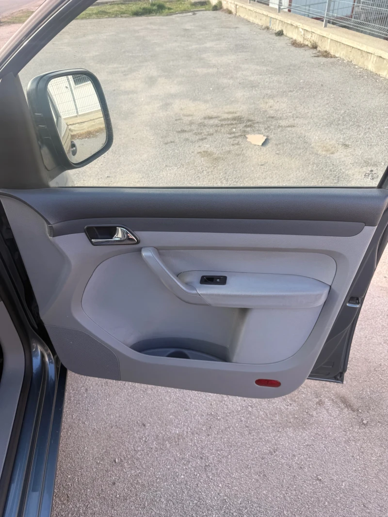 VW Caddy 2.0 I ECO FUEL CNG ФАБРИЧЕН МЕТАН, снимка 15 - Автомобили и джипове - 52791247