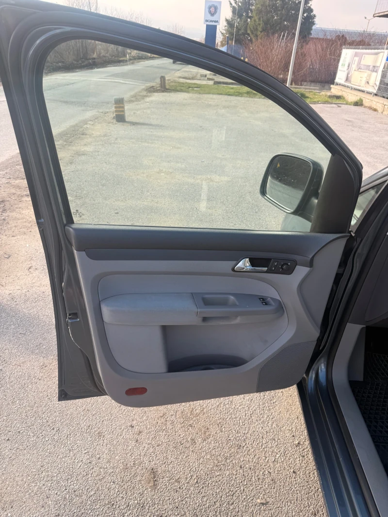 VW Caddy 2.0 I ECO FUEL CNG ФАБРИЧЕН МЕТАН, снимка 16 - Автомобили и джипове - 52791247