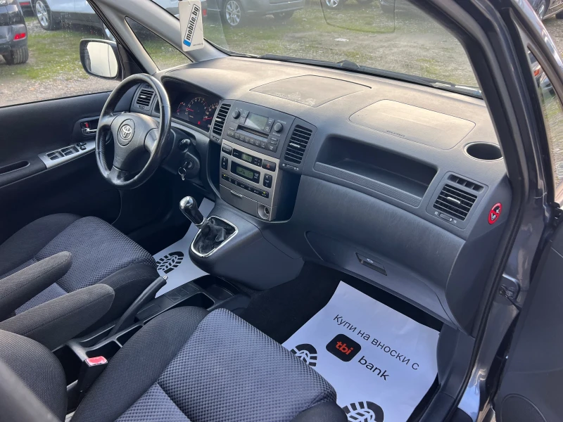 Toyota Corolla verso 1.6i-110к.с./ Климатроник/ Италия, снимка 16 - Автомобили и джипове - 52850136