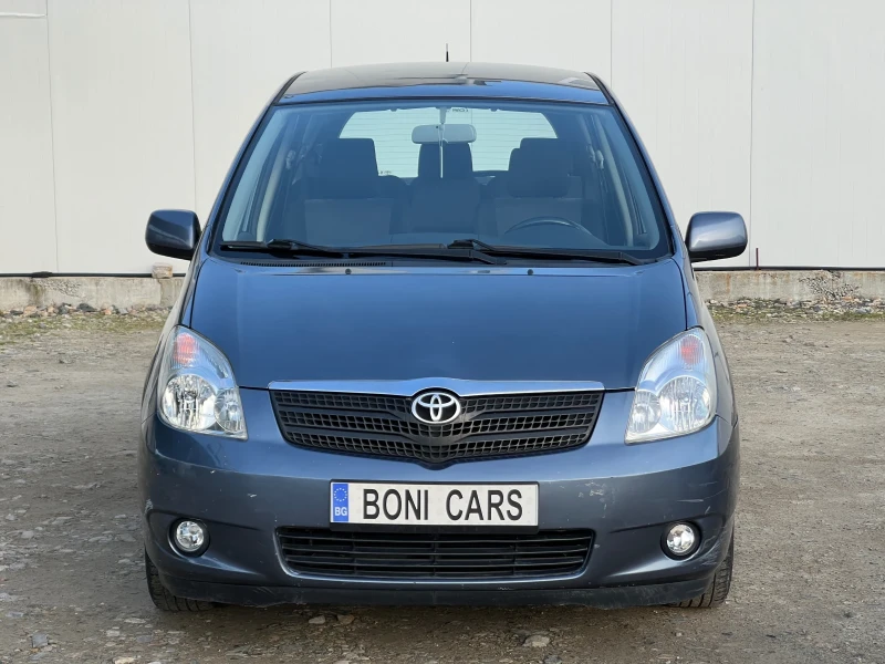Toyota Corolla verso 1.6i-110к.с./ Климатроник/ Италия, снимка 2 - Автомобили и джипове - 52850136