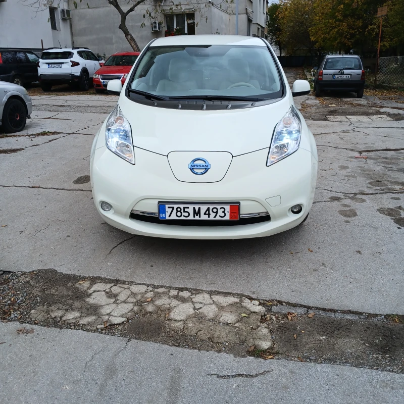 Nissan Leaf , снимка 3 - Автомобили и джипове - 52855686