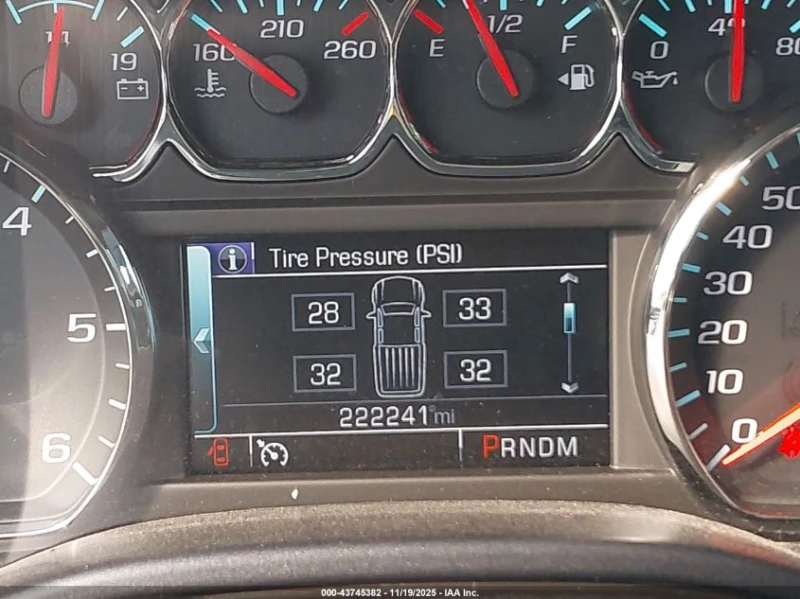 Chevrolet Silverado 5.3L V-8 DI, VVT, 355HP 4X4 Drive, снимка 7 - Автомобили и джипове - 53181953