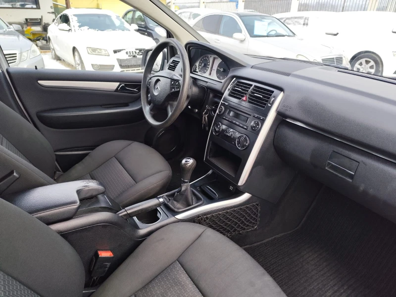 Mercedes-Benz B 180 2.0 дизел, снимка 12 - Автомобили и джипове - 53372679