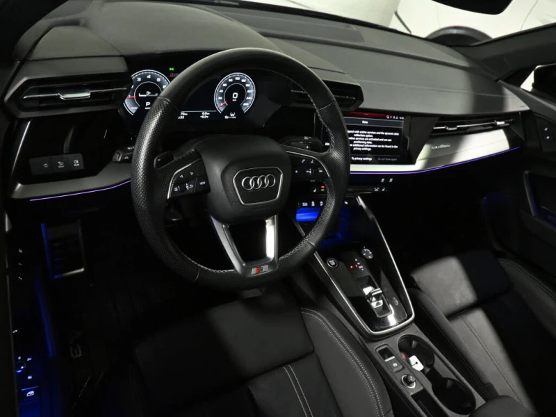 Audi A3 Quattro Technik* AWD* АвтоКредит* (ЦЕНА ДО БГ), снимка 8 - Автомобили и джипове - 53562761