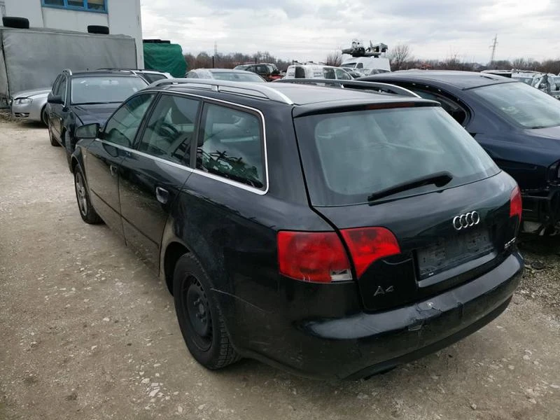 Audi A4 2.0 TDI , снимка 13 - Автомобили и джипове - 13814555