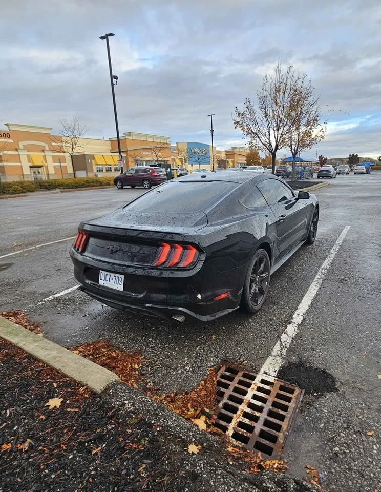Ford Mustang * CARFAX * БЕЗ ПЪРВОНАЧАЛНА ВНОСКА, снимка 5 - Автомобили и джипове - 52754053