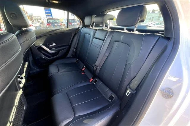 Mercedes-Benz A 250 ПАНОРАМА* ПАМЕТ* DIGITAL* КАМЕРА* ПОДГРЕВ* КОЖА* , снимка 15 - Автомобили и джипове - 53139562