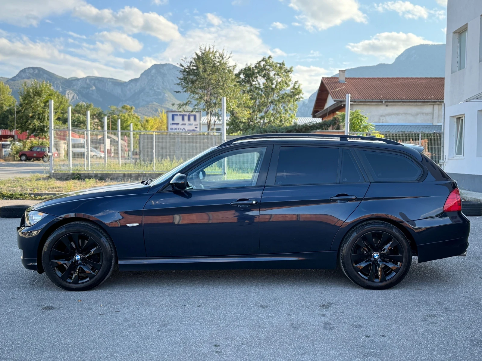 BMW 320 2.0D Facelift XDrive - изображение 4