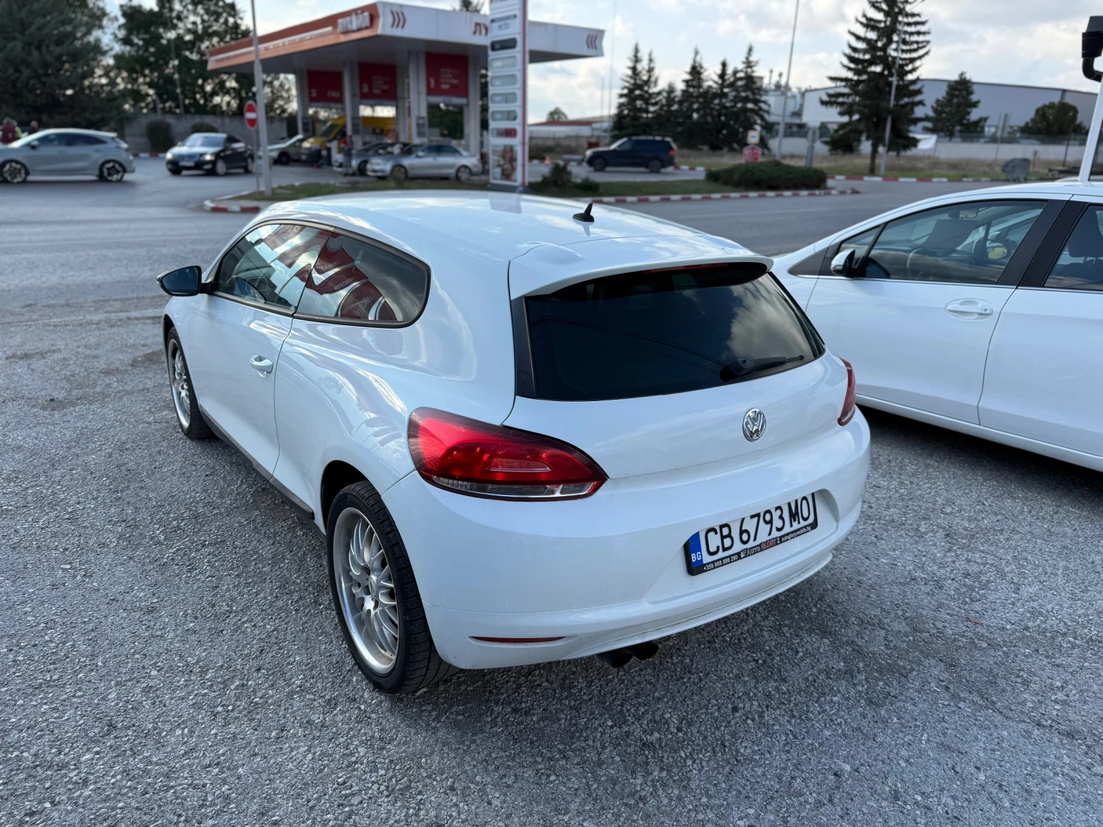 VW Scirocco 2.0TDI - изображение 5