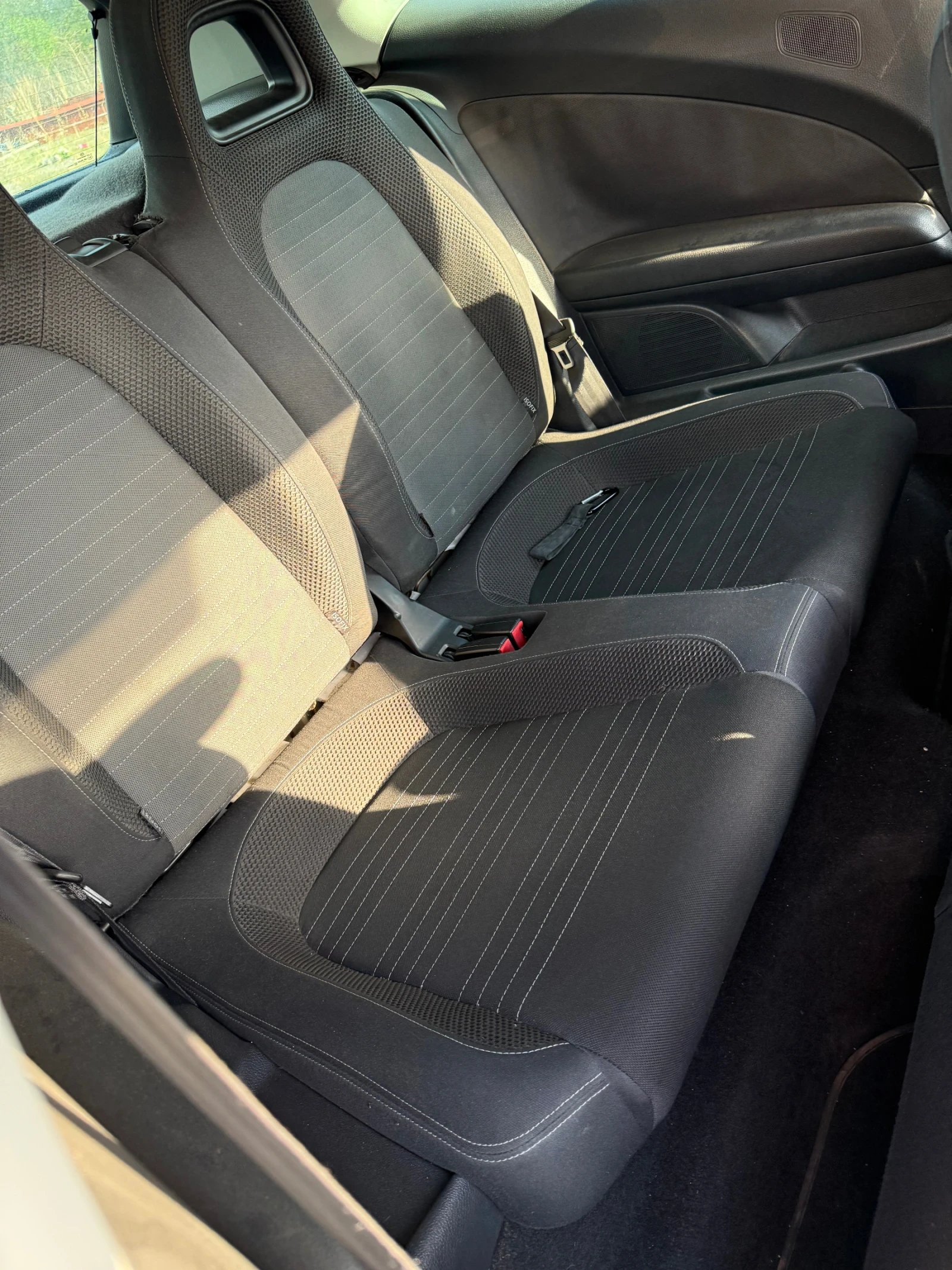 VW Scirocco 2.0TDI - изображение 8