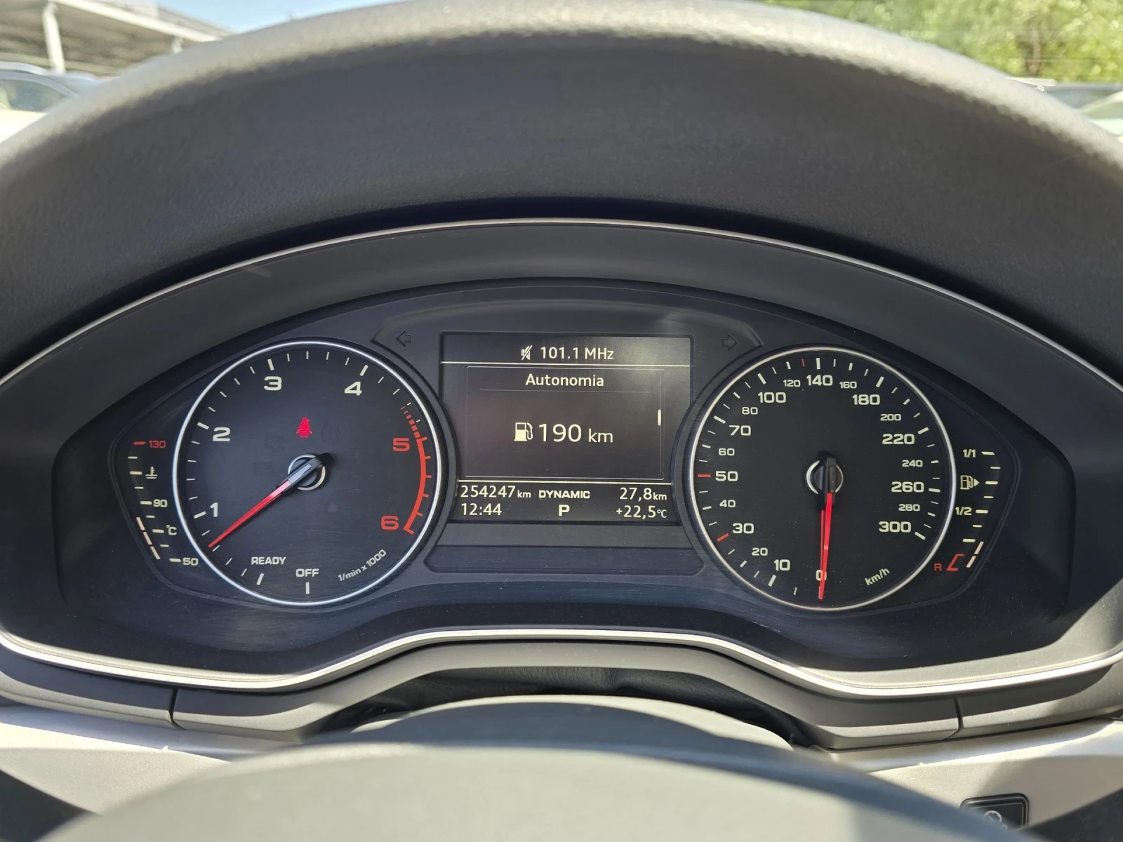 Audi A4 Allroad 3.0TDI 218к.с Quattro , снимка 17 - Автомобили и джипове - 52645338