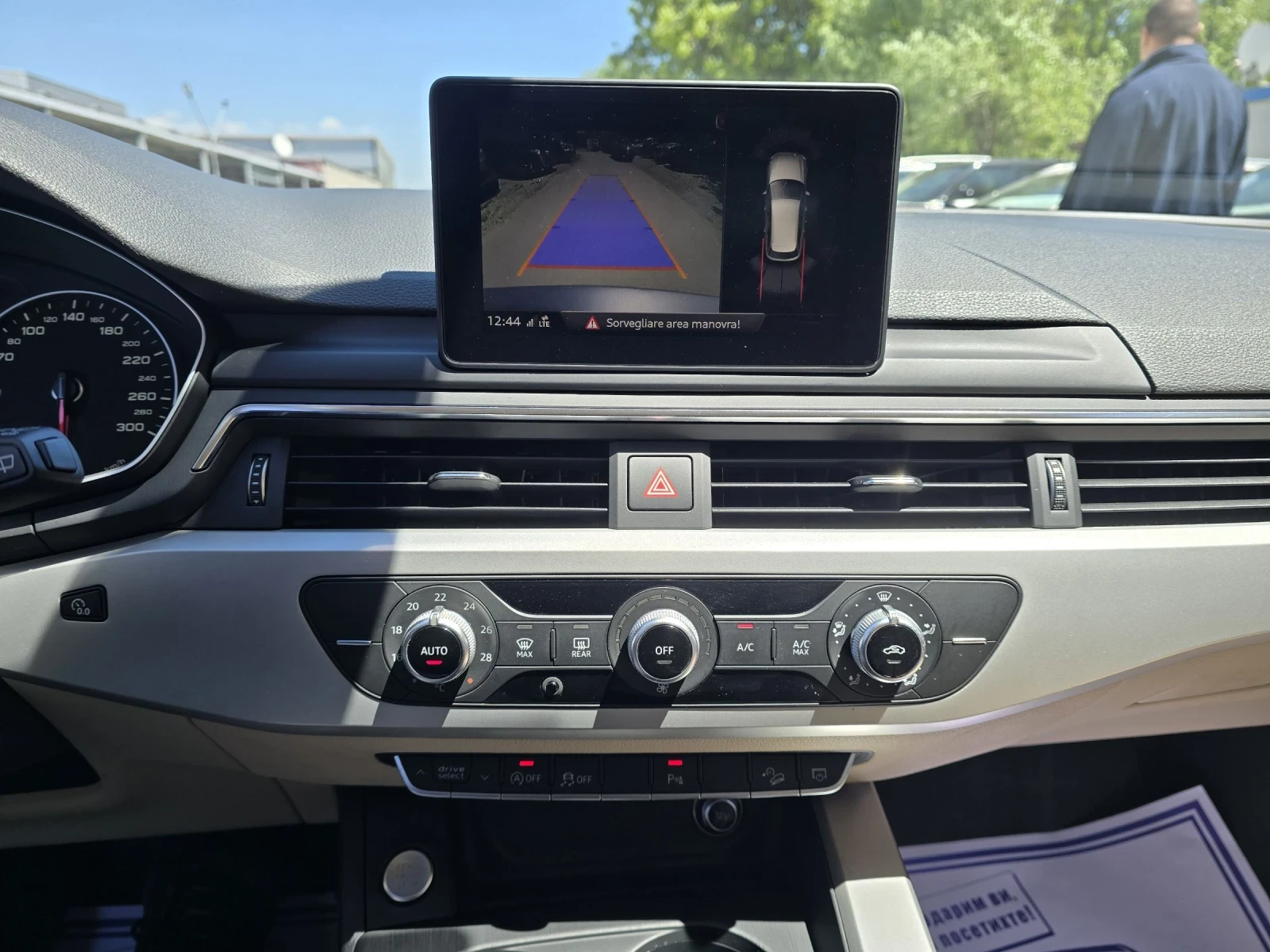 Audi A4 Allroad 3.0TDI 218к.с Quattro , снимка 16 - Автомобили и джипове - 52645338