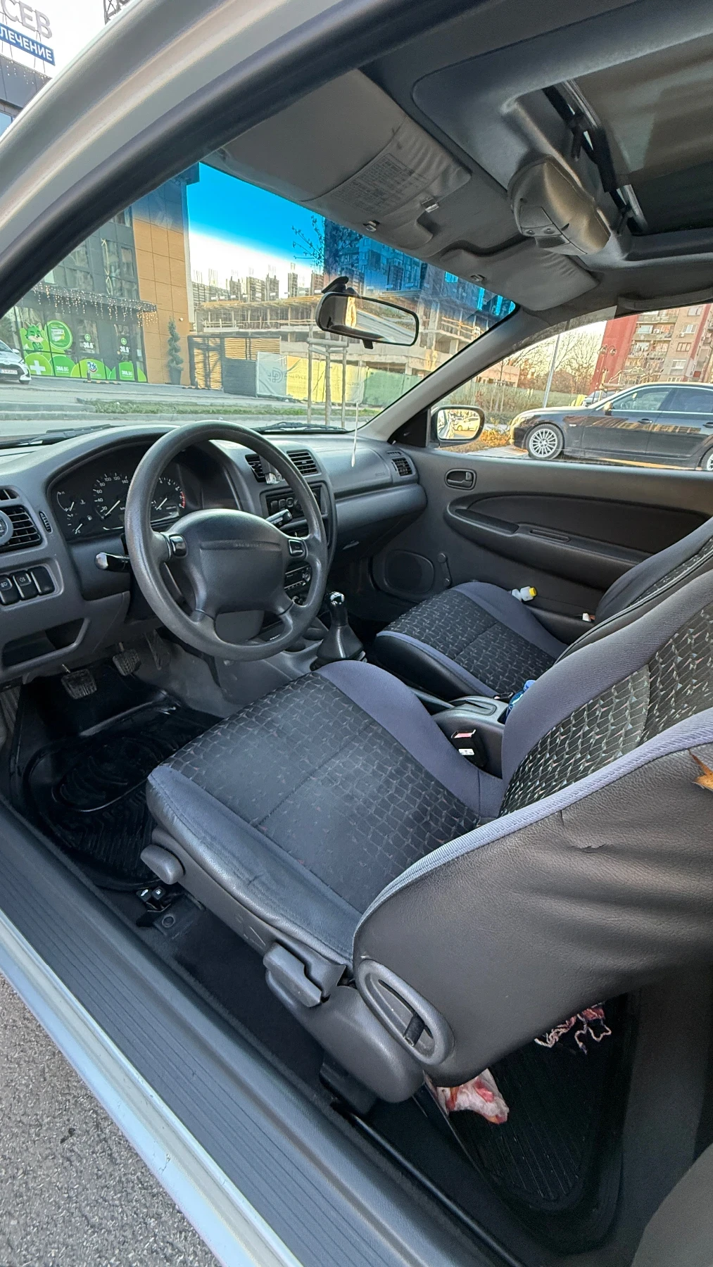 Mazda 323  - изображение 5