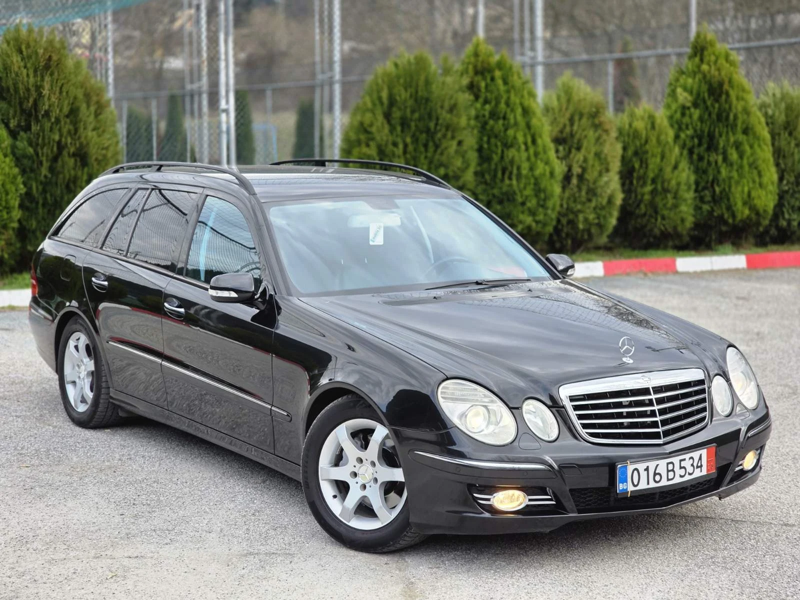 Mercedes-Benz E 320 Топ състояние  - изображение 3