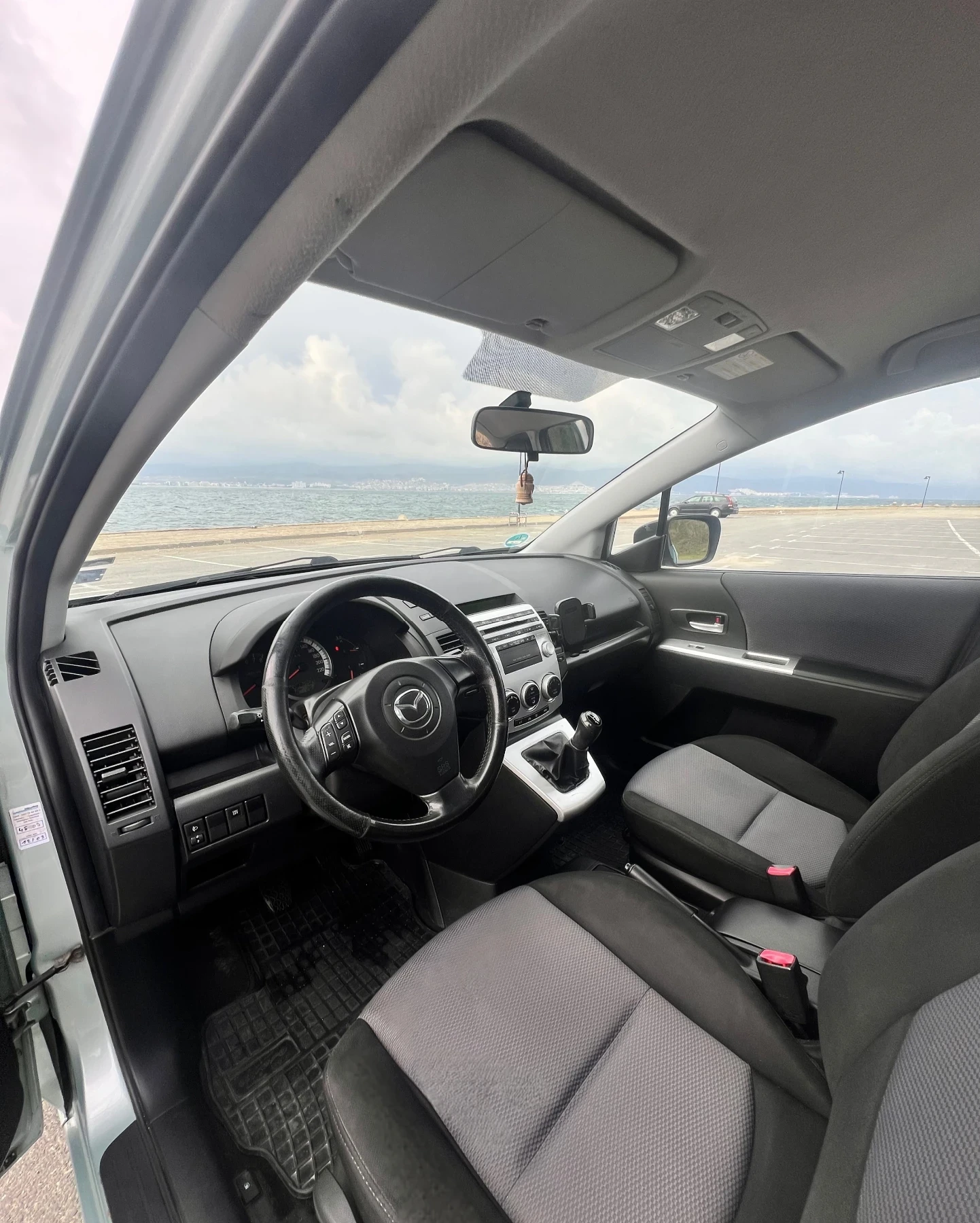 Mazda 5, снимка 10 - Автомобили и джипове - 53958364