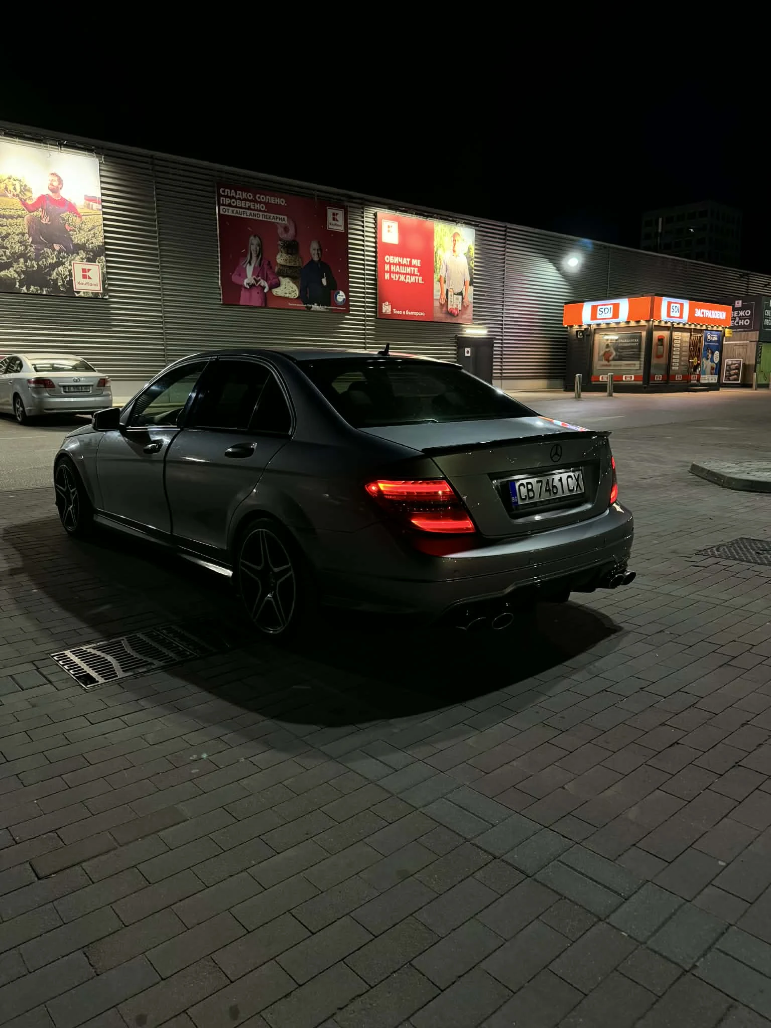 Mercedes-Benz C 300 3.5 4MATIC / FULL AMG / LPG, снимка 4 - Автомобили и джипове - 54138956