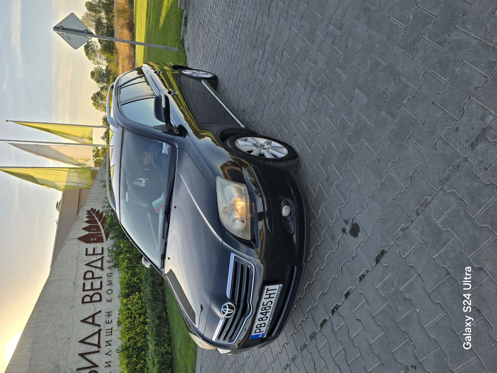 Toyota Avensis, снимка 14 - Автомобили и джипове - 54491791