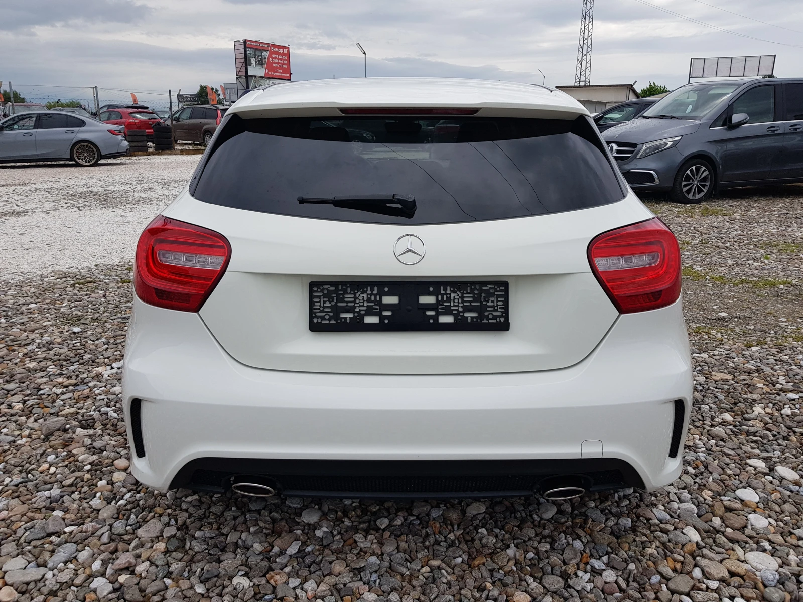 Mercedes-Benz A 180 CDI AMG PREMIUM АВТОМАТИК, снимка 6 - Автомобили и джипове - 54643934