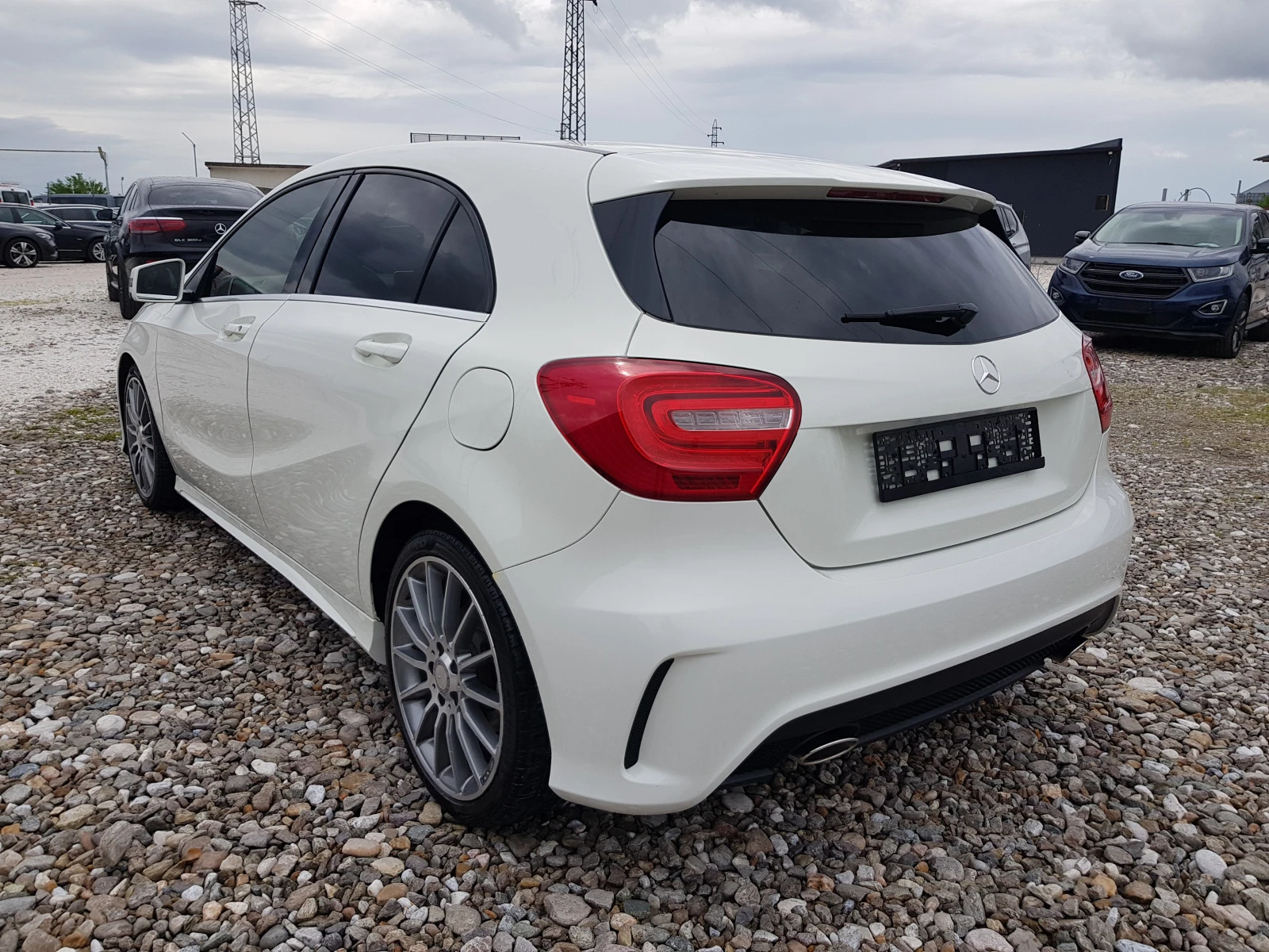 Mercedes-Benz A 180 CDI AMG PREMIUM АВТОМАТИК, снимка 7 - Автомобили и джипове - 54643934