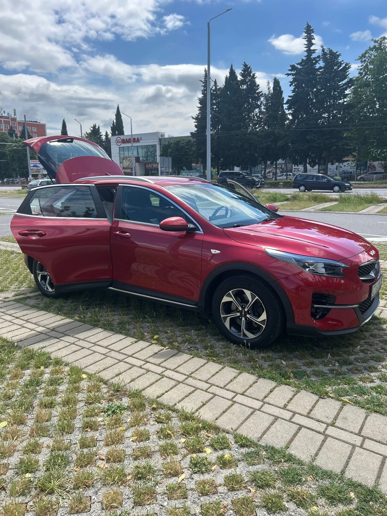 Kia XCeed, снимка 7 - Автомобили и джипове - 55257598