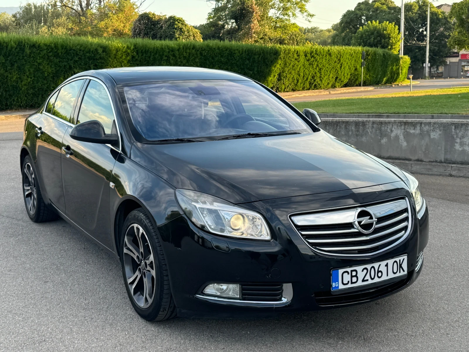 Opel Insignia Автоматик!, снимка 3 - Автомобили и джипове - 55838833