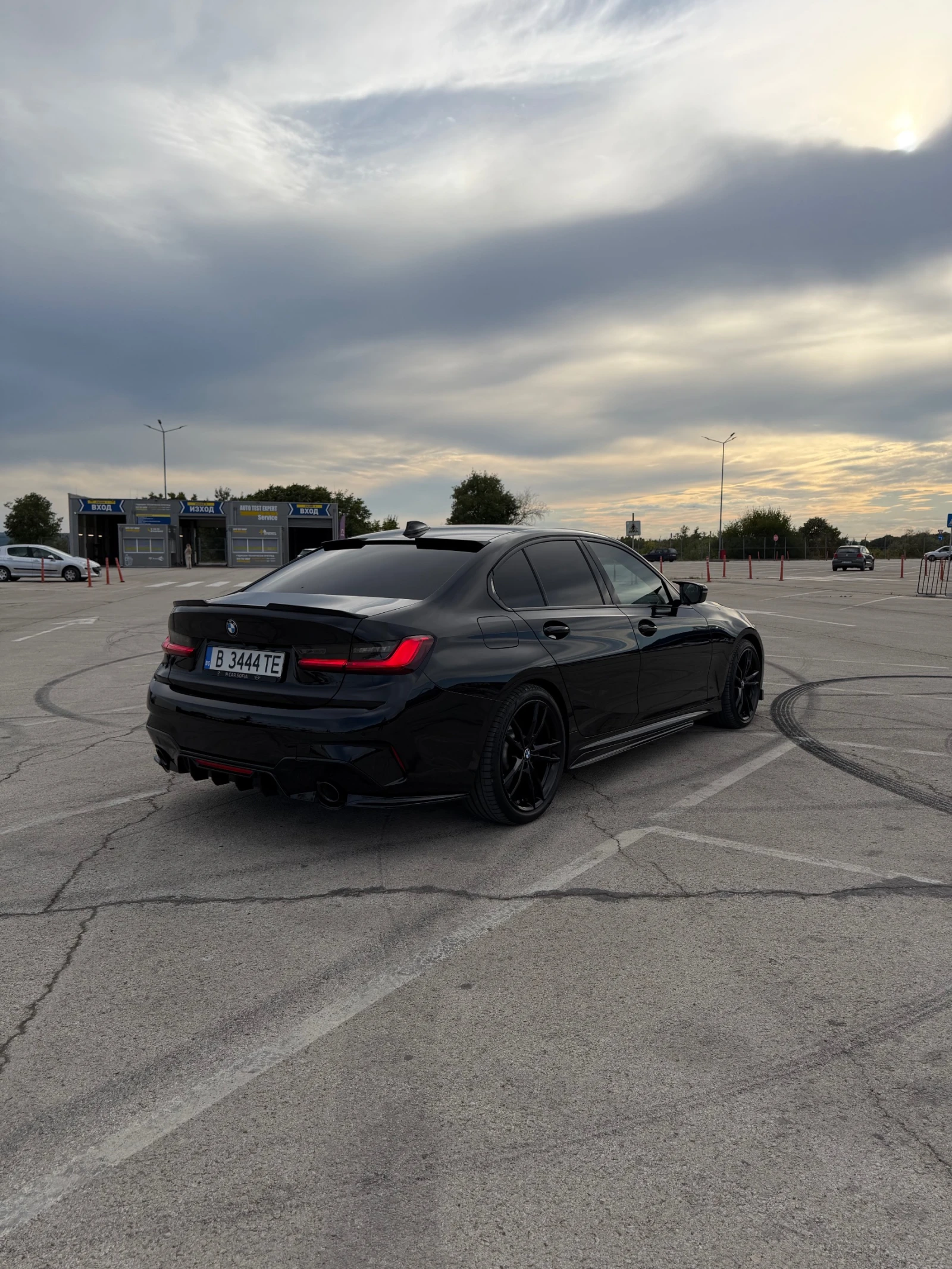 BMW 330 xd, снимка 7 - Автомобили и джипове - 56245887