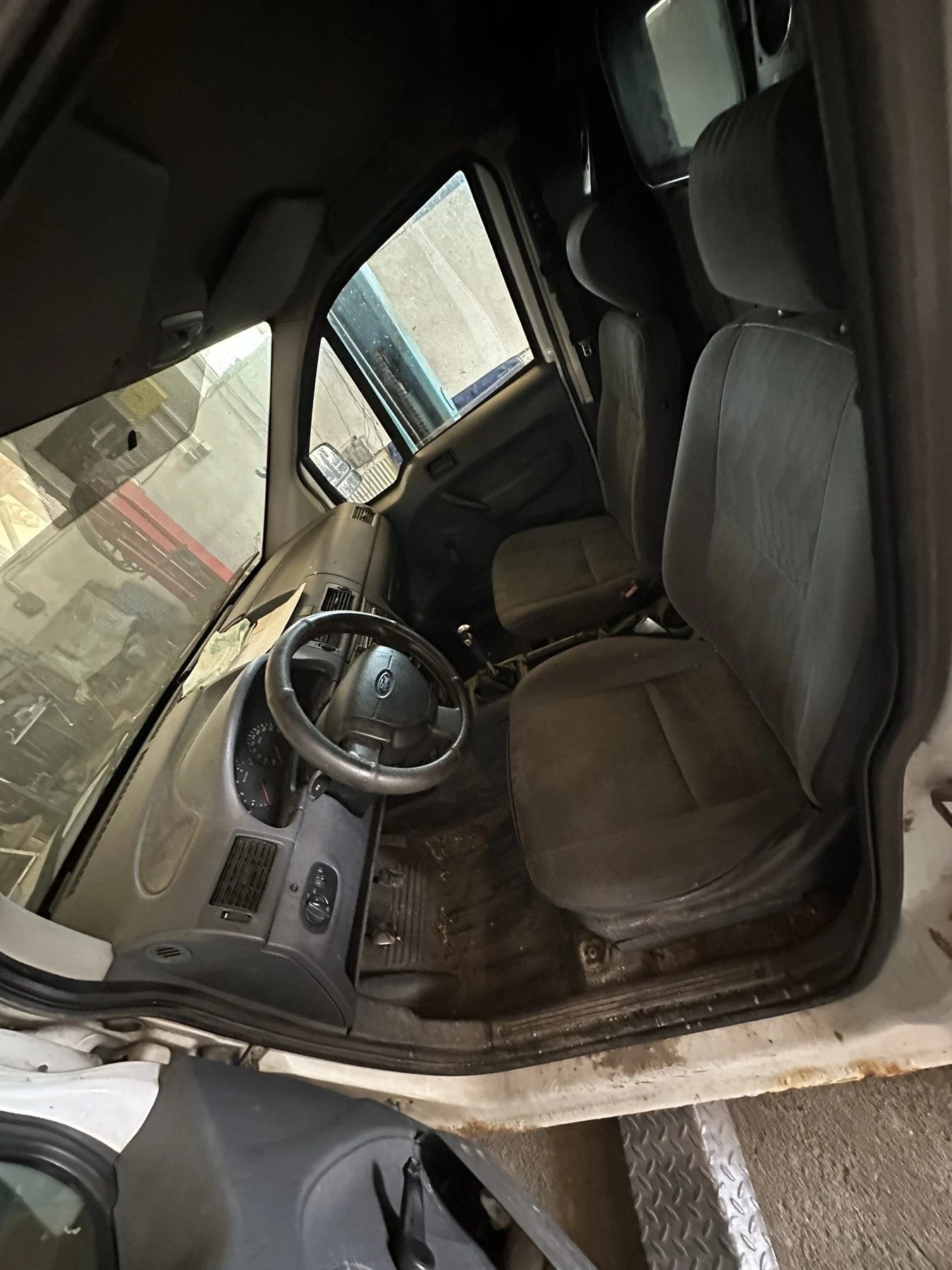 Ford Connect 1.8тдси, снимка 3 - Автомобили и джипове - 56552875