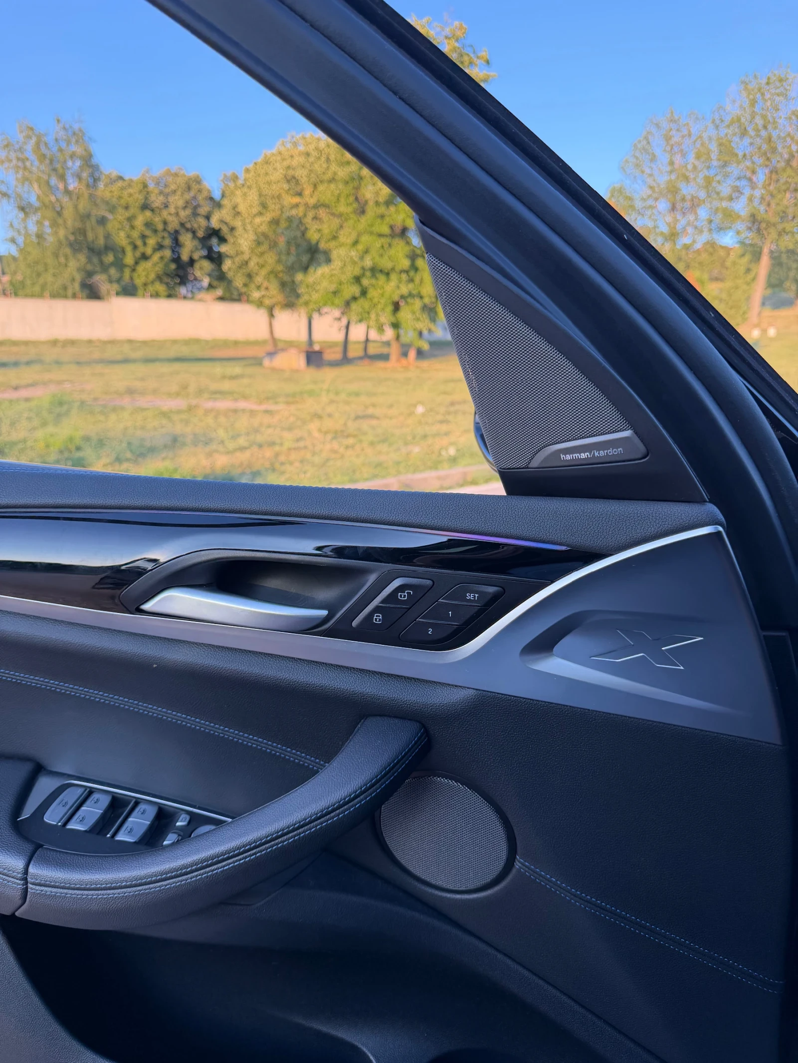 BMW iX3, снимка 8 - Автомобили и джипове - 56629131
