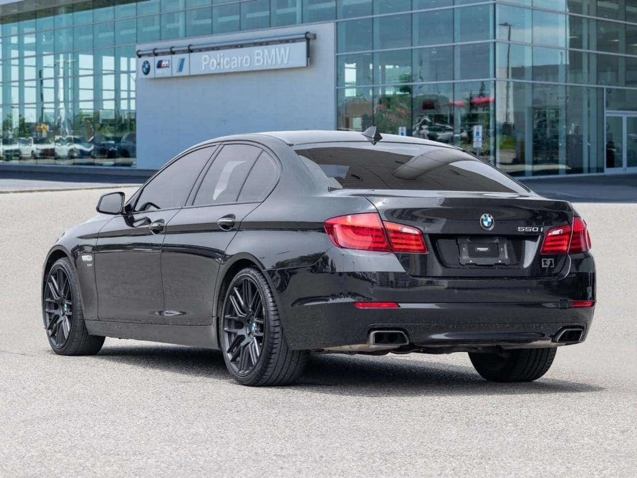 BMW 550 * 550i i xDrive | Executive Package * CARFAX | Mobile.bg � ����������� 4