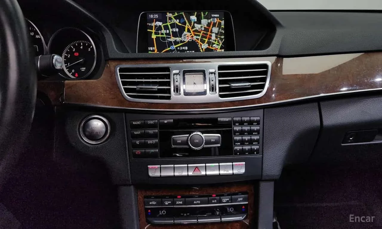 Mercedes-Benz E 300 Elegance * ���������� ��� ������������ ������*  | Mobile.bg � ����������� 14