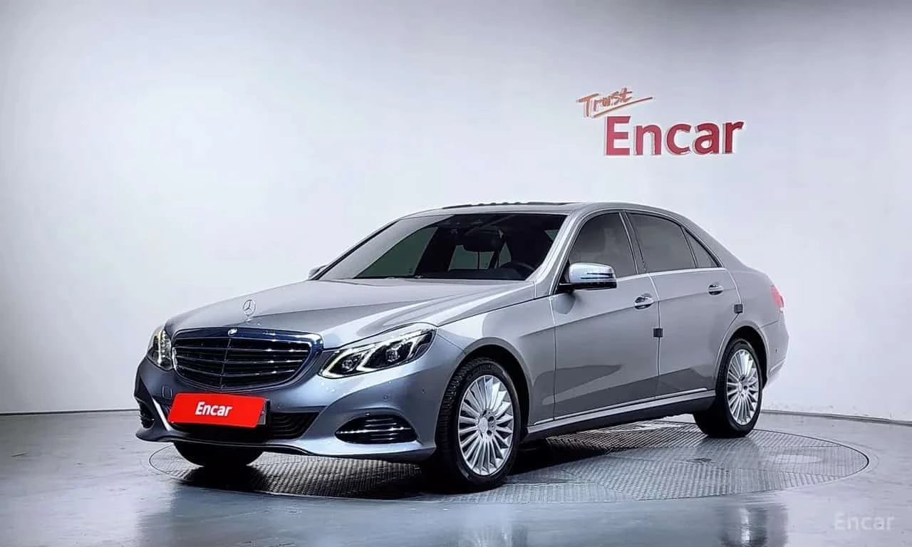 Mercedes-Benz E 300 Elegance * АВТОКРЕДИТ БЕЗ ПЪРВОНАЧАЛНА ВНОСКА* 