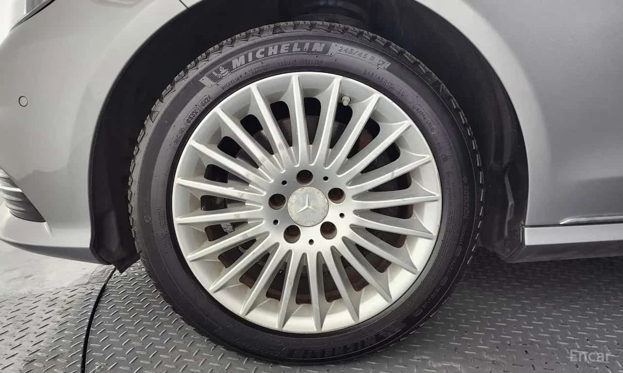 Mercedes-Benz E 300 Elegance * ���������� ��� ������������ ������*  | Mobile.bg � ����������� 5