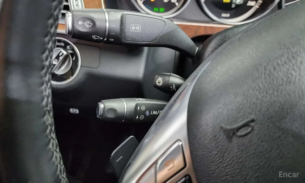 Mercedes-Benz E 300 Elegance * ���������� ��� ������������ ������*  | Mobile.bg � ����������� 16