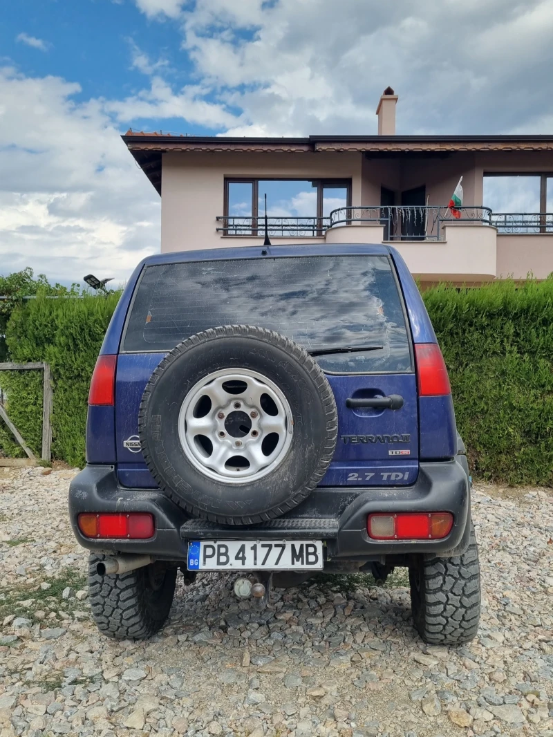 Nissan Terrano, снимка 4 - Автомобили и джипове - 47561759