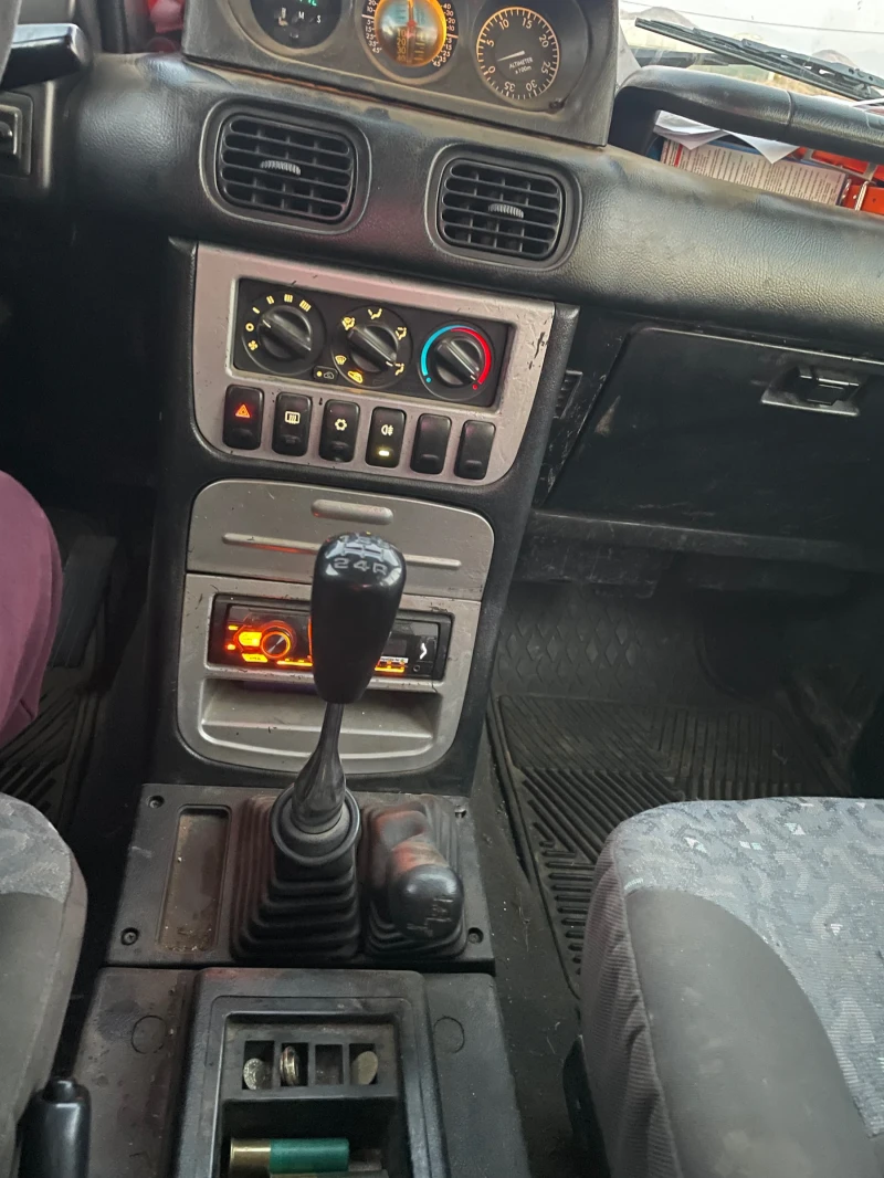 Hyundai Galloper, снимка 11 - Автомобили и джипове - 48513200