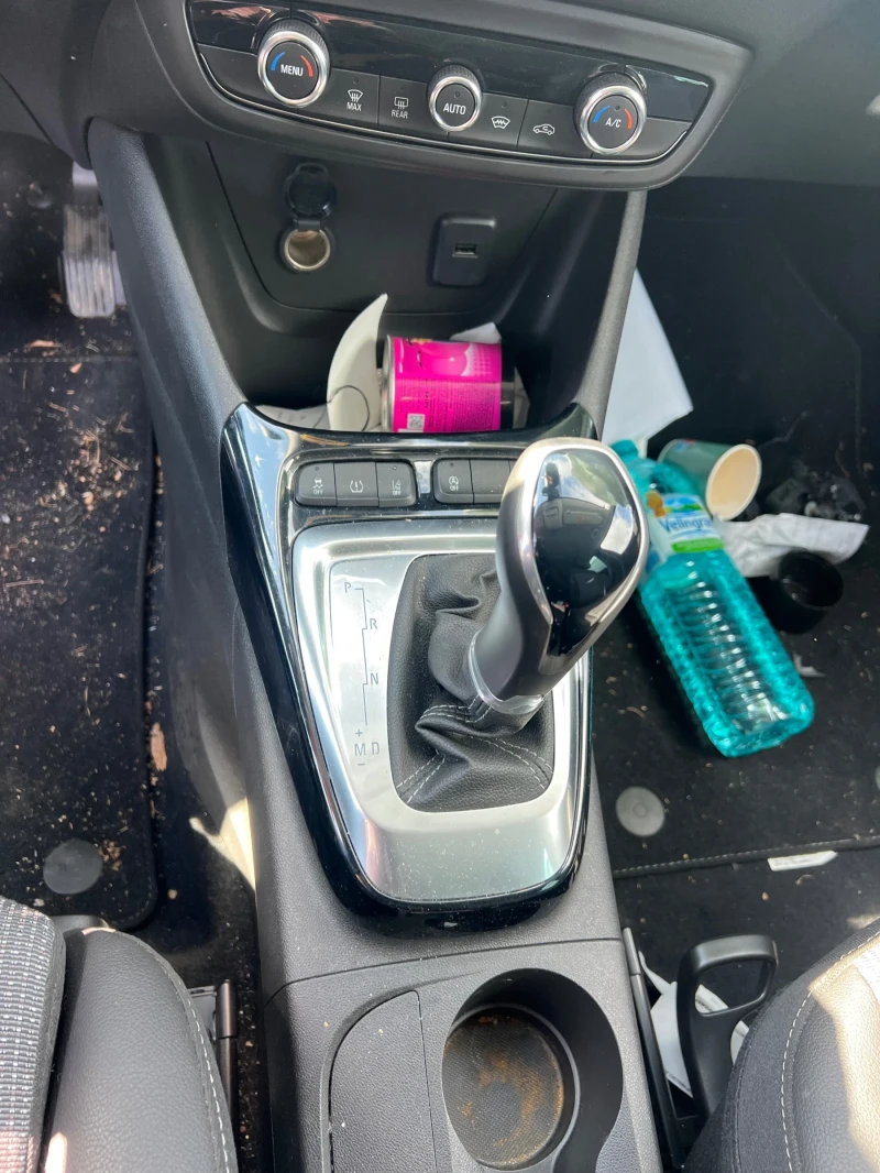 Opel Crossland X 1.5HDI, снимка 8 - Автомобили и джипове - 49827796