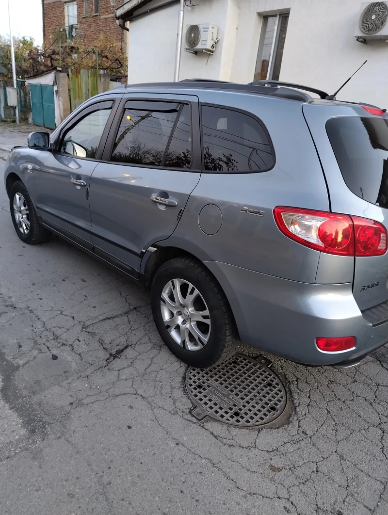 Hyundai Santa fe 2.2NAVI4x4AUTOMATIC, снимка 8 - Автомобили и джипове - 52598085