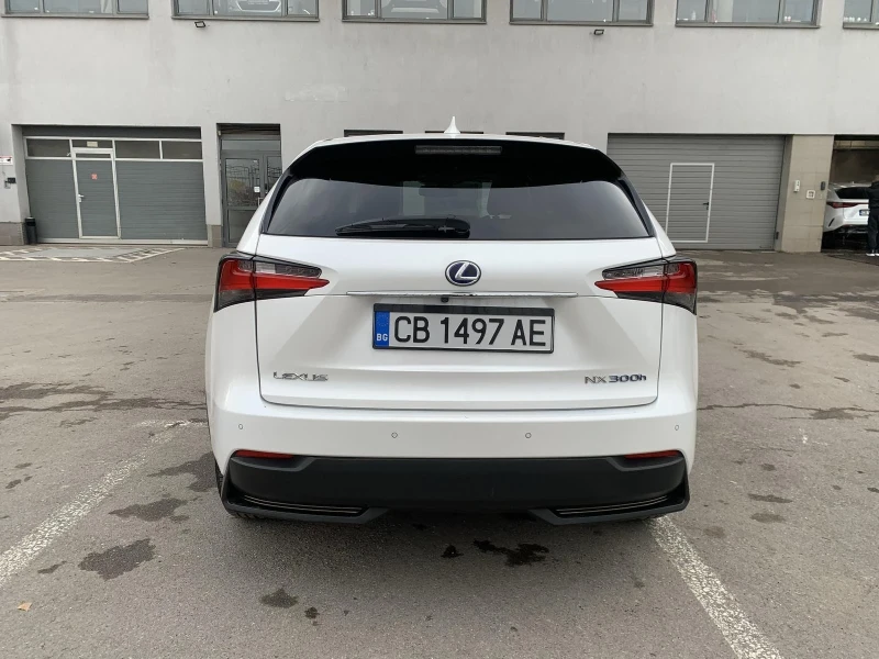 Lexus NX 300h  NX 300 h F-SPORT , снимка 4 - Автомобили и джипове - 52643093