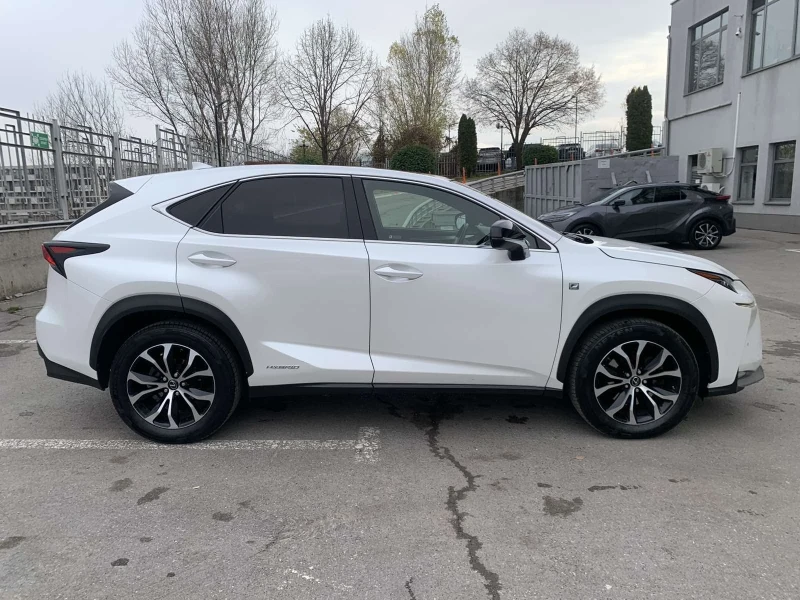 Lexus NX 300h  NX 300 h F-SPORT , снимка 9 - Автомобили и джипове - 52643093