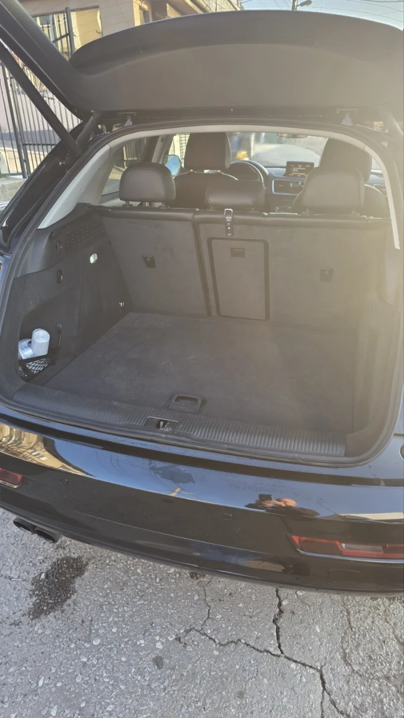 Audi Q3, снимка 12 - Автомобили и джипове - 52777534