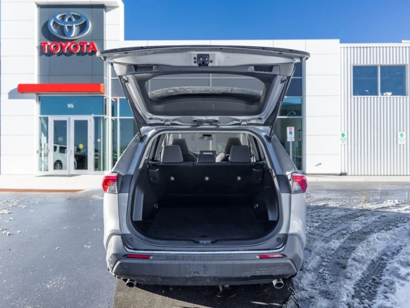 Toyota Rav4 * LE FWD * CARFAX * ЦЕНА ДО БЪЛГАРИЯ* , снимка 7 - Автомобили и джипове - 52828560