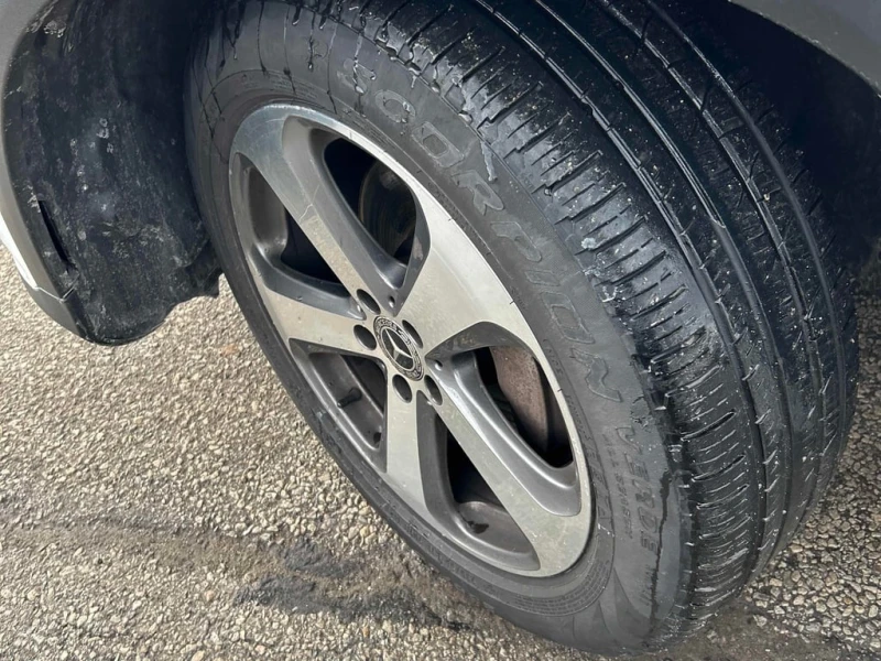 Mercedes-Benz GLC * 300 * CARFAX * БЕЗ ПЪРВОНАЧАЛНА ВНОСКА, снимка 12 - Автомобили и джипове - 52830690