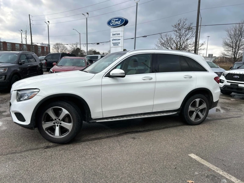 Mercedes-Benz GLC * 300 * CARFAX * БЕЗ ПЪРВОНАЧАЛНА ВНОСКА, снимка 3 - Автомобили и джипове - 52830690