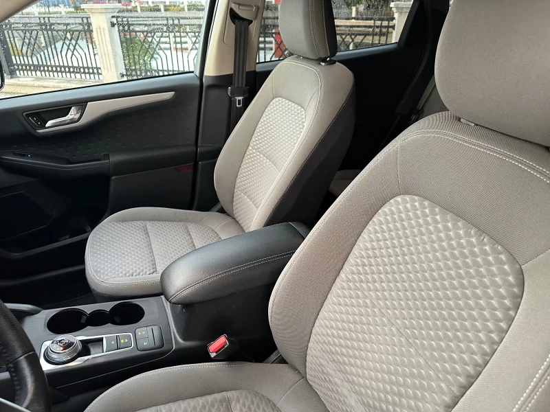 Ford Kuga Бензин/авто/88 хил км, снимка 15 - Автомобили и джипове - 53207973