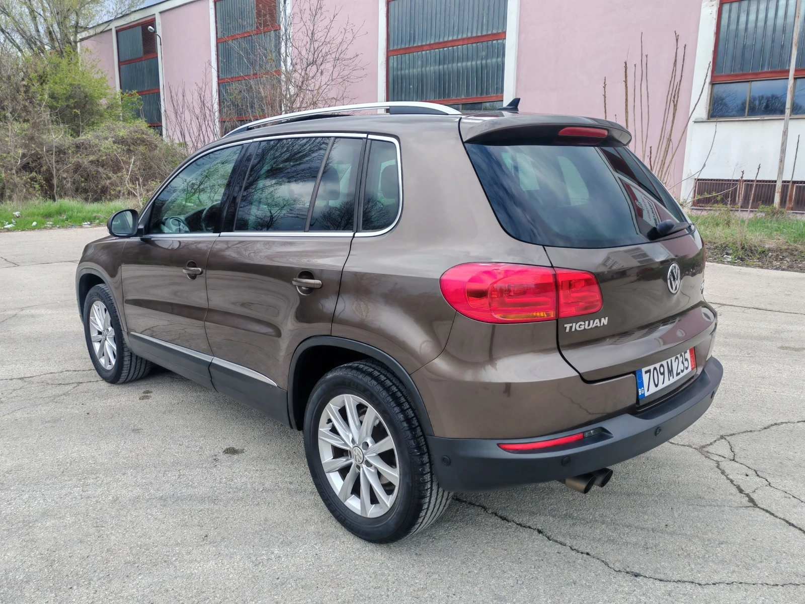 VW Tiguan 2.0TDI PANORAMA  - изображение 9