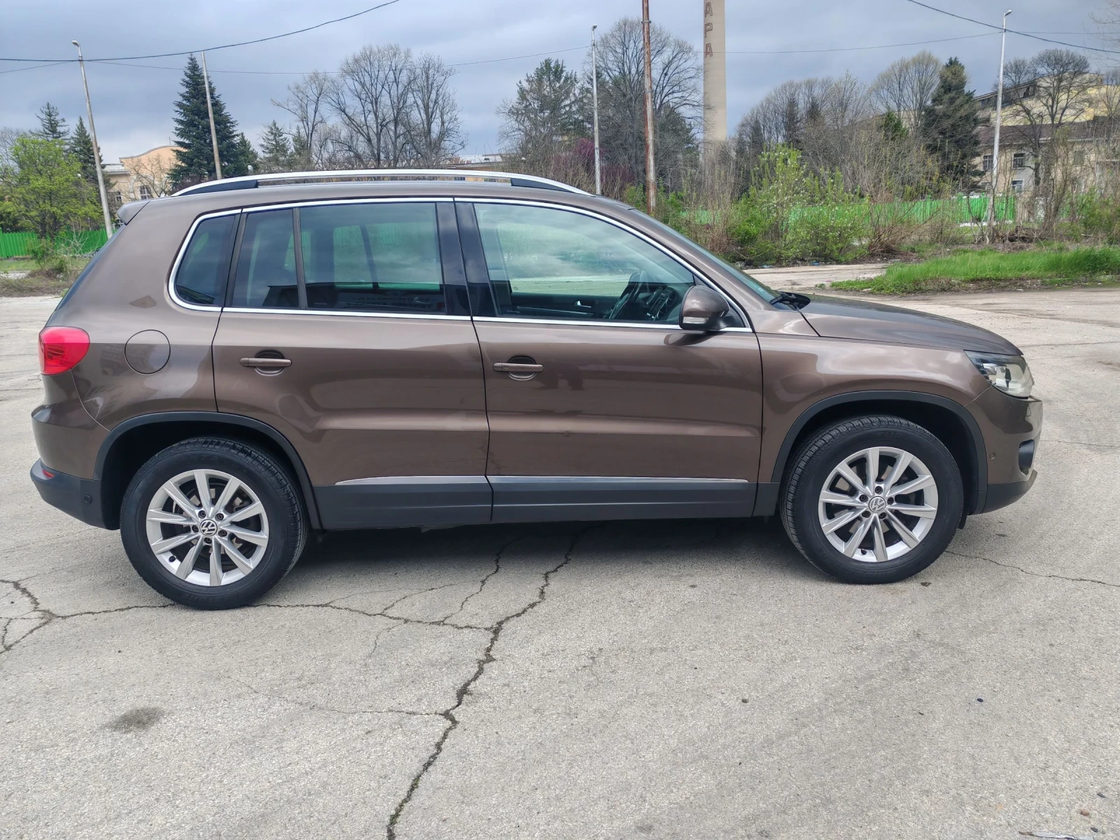 VW Tiguan 2.0TDI PANORAMA  - изображение 4